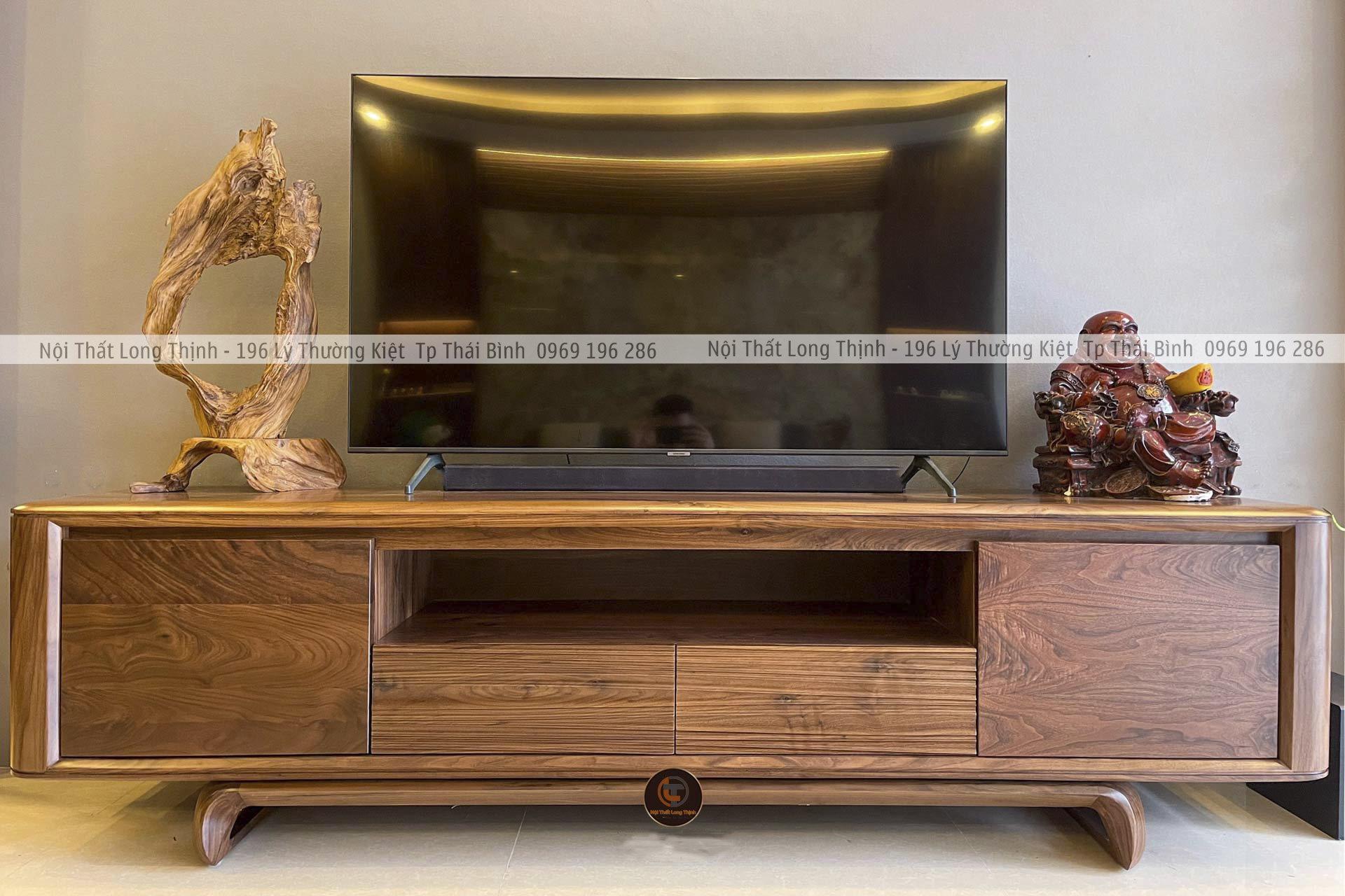 Kệ Tivi Mẫu Chân Xoắn